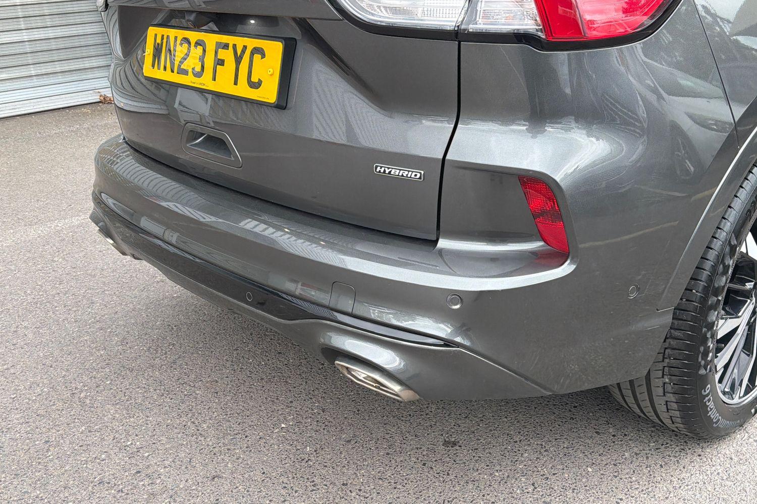 Ford KUGA Photo 23