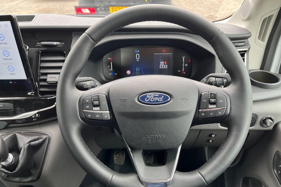 Used FORD TRANSIT WM25UOP 24