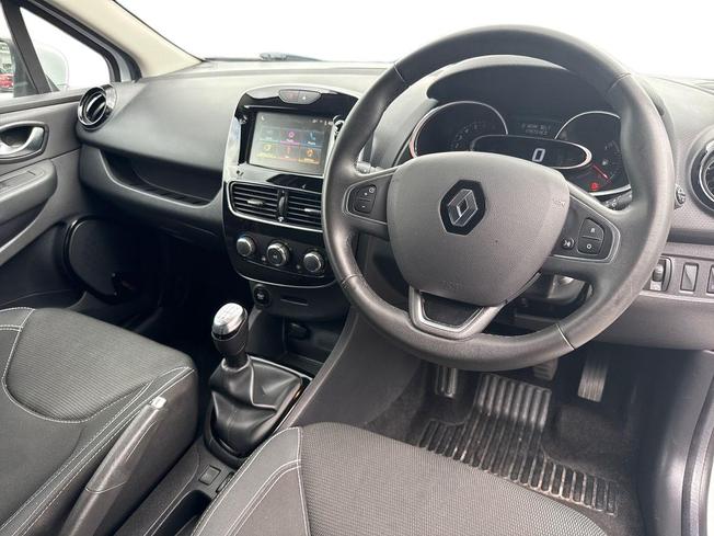 RENAULT Clio Photo 6