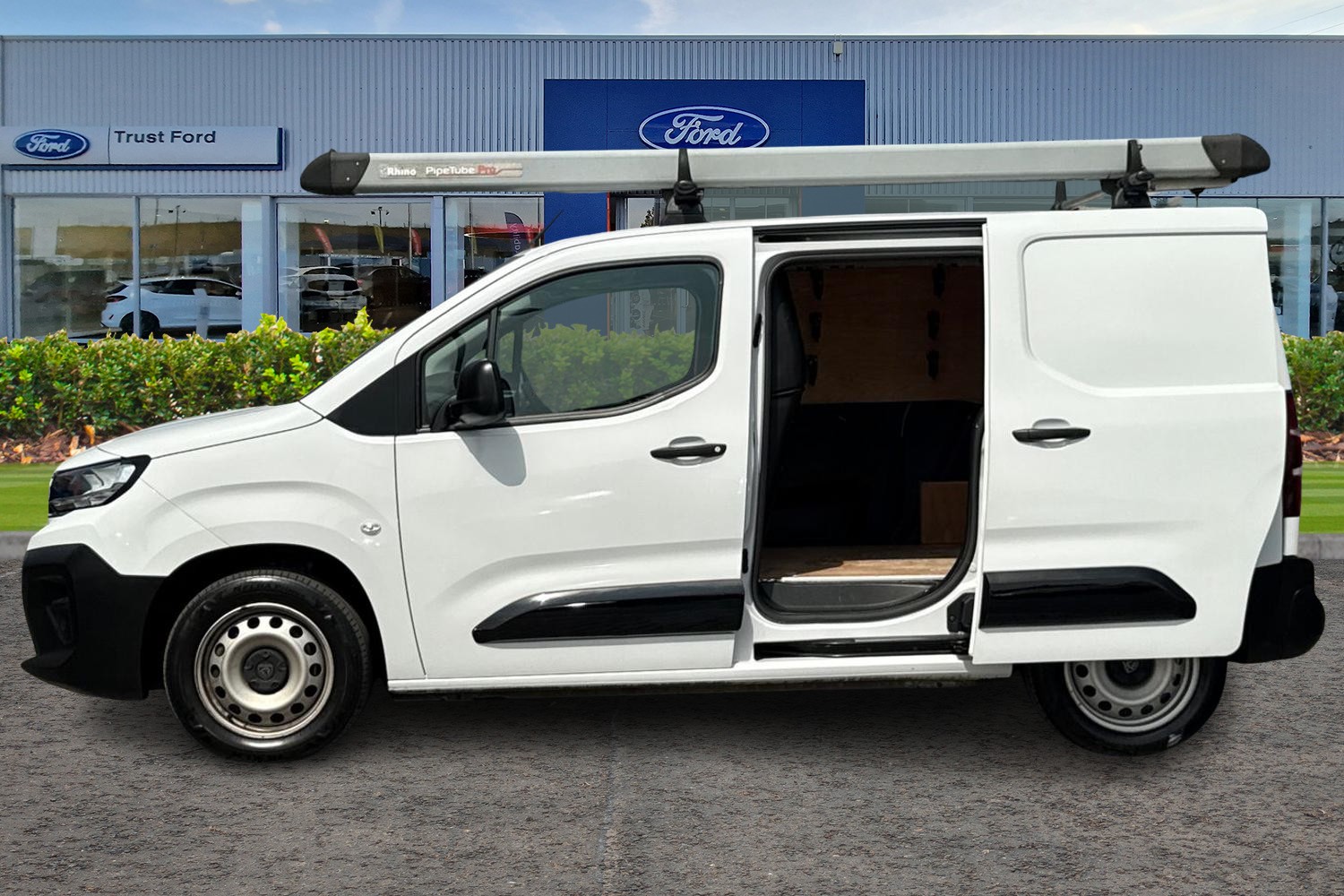 Peugeot PARTNER Photo 4