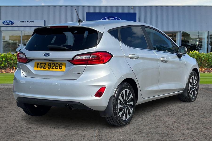 Ford FIESTA Photo autoimg-f7282773dc8bd6da1486142fa04a8422352a5e6a.jpg
