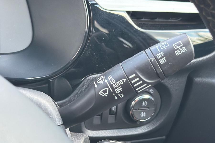 Vauxhall CORSA Photo autoimg-f728ced0b2bbfbc4cc1d9ba45a02e2771b0f65bc.jpg