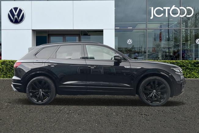 VOLKSWAGEN Touareg Photo 4