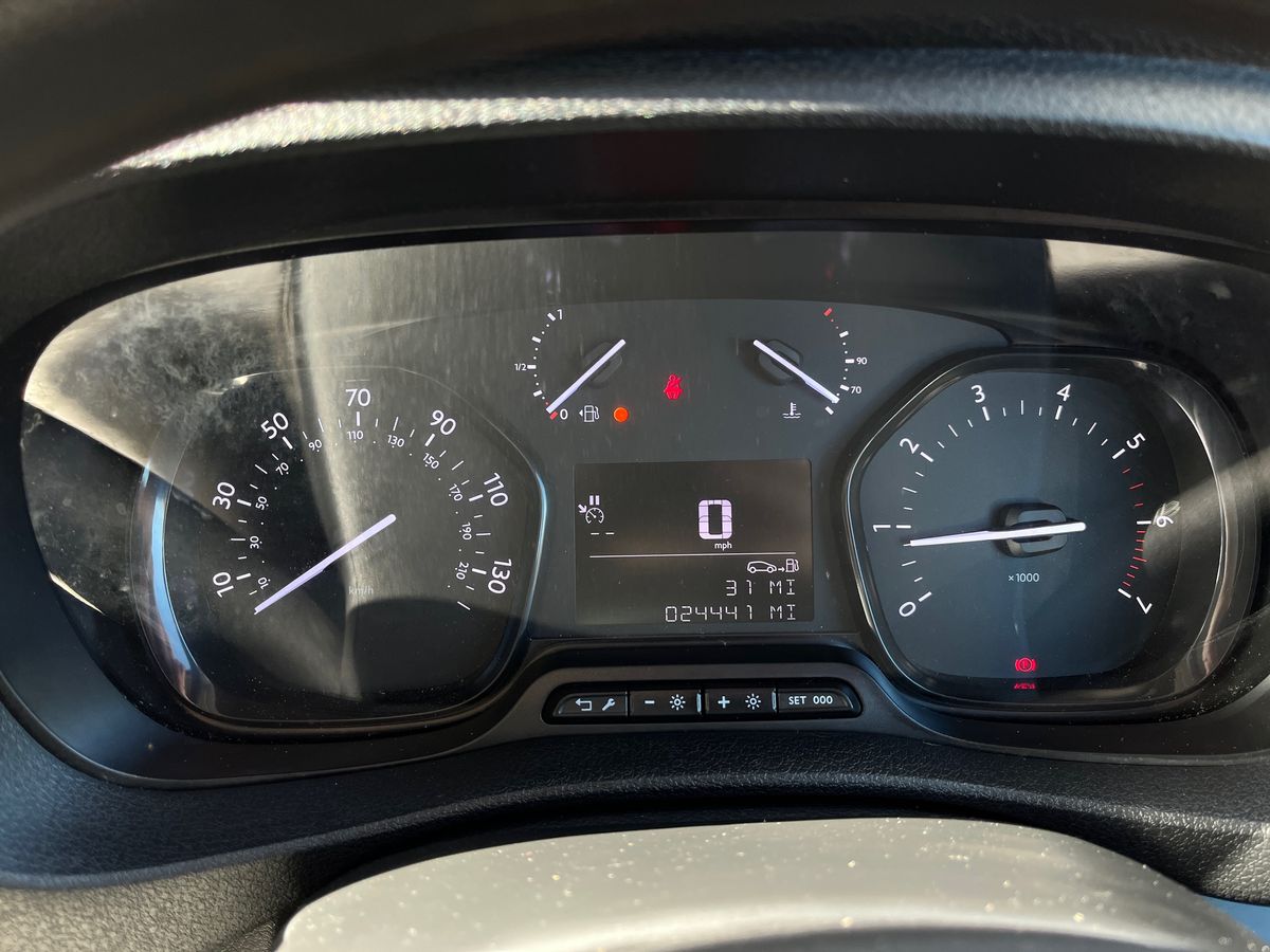 Vauxhall Vivaro Photo 41
