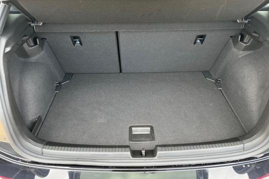 Volkswagen Polo Photo autoimg-f730cdf9fc60d3d1117aee2a9a5510b4388ca095.jpg
