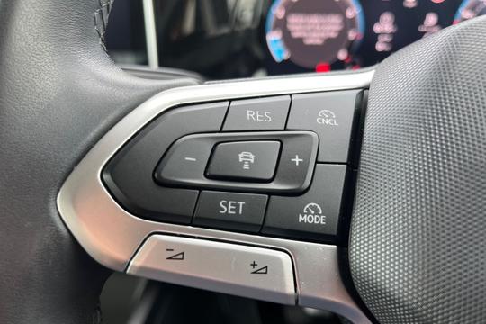 Volkswagen Golf Photo autoimg-f731788f9402cd32de6f92b5a78759726a9c87a3.jpg