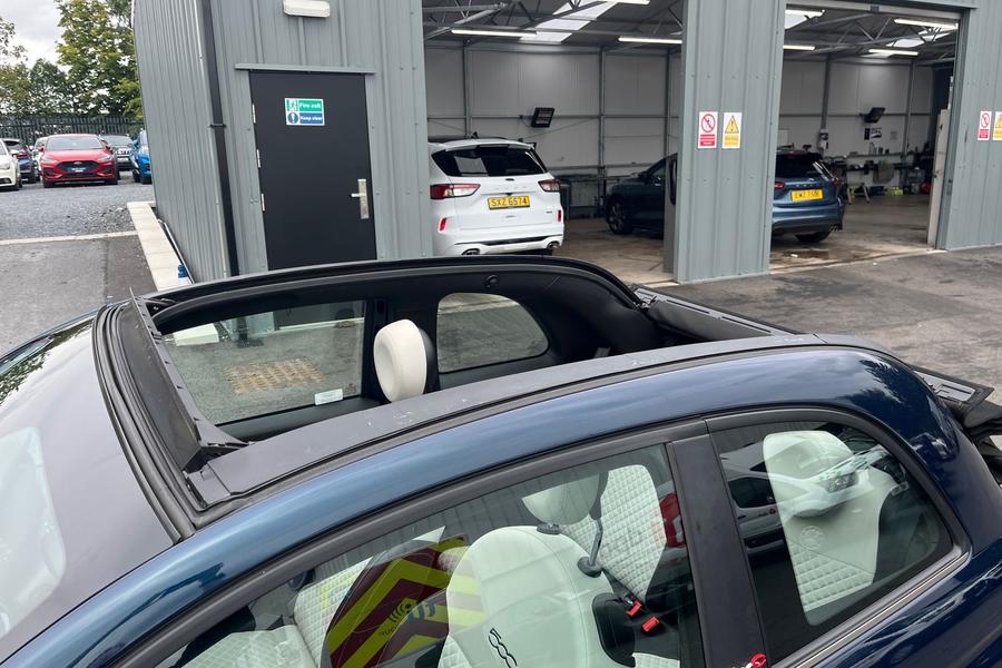 Fiat 500 Photo autoimg-f7330b2cdde62ea75e0334d8d5d8392ff67feac8.jpg