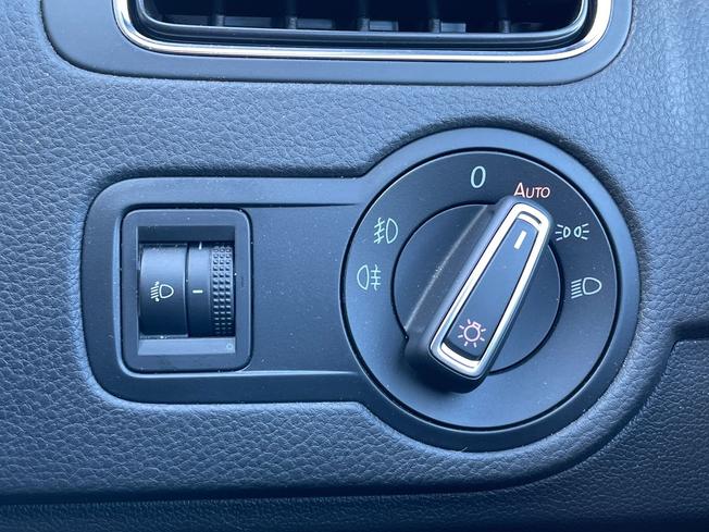 VOLKSWAGEN Polo Photo 36