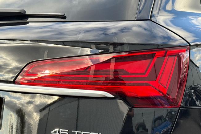 AUDI Q5 Photo 18