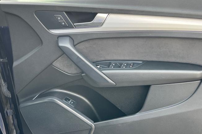 AUDI Q5 Photo 40