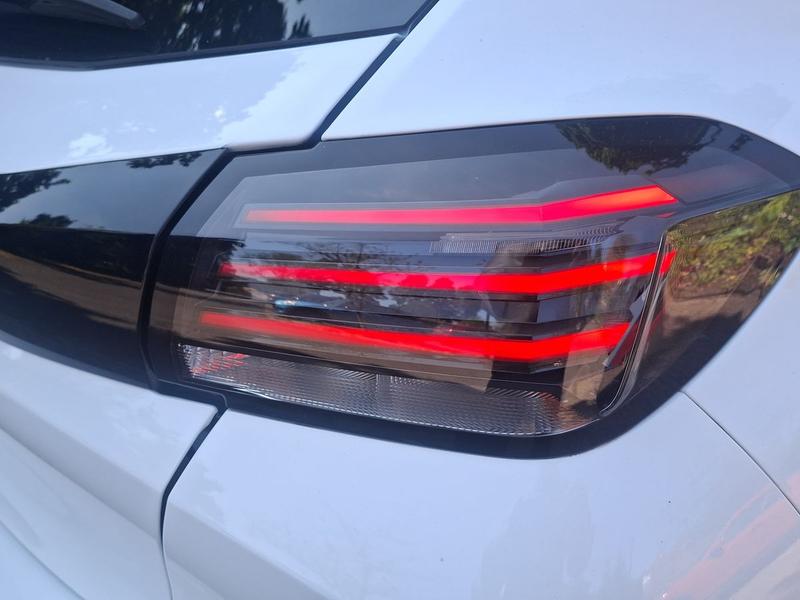 Used Peugeot 208 OV24WKU 38
