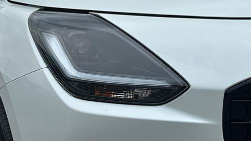 Suzuki SWIFT Photo autoimg-f73d39bc953cf4e0a04a46bed440c9c564bca64a.jpg