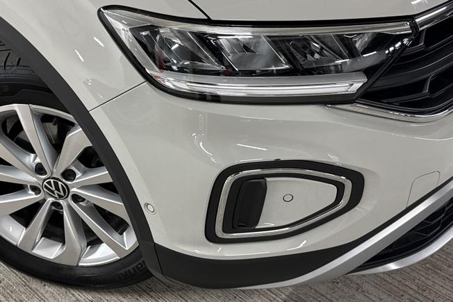 VOLKSWAGEN T-Roc Photo 19