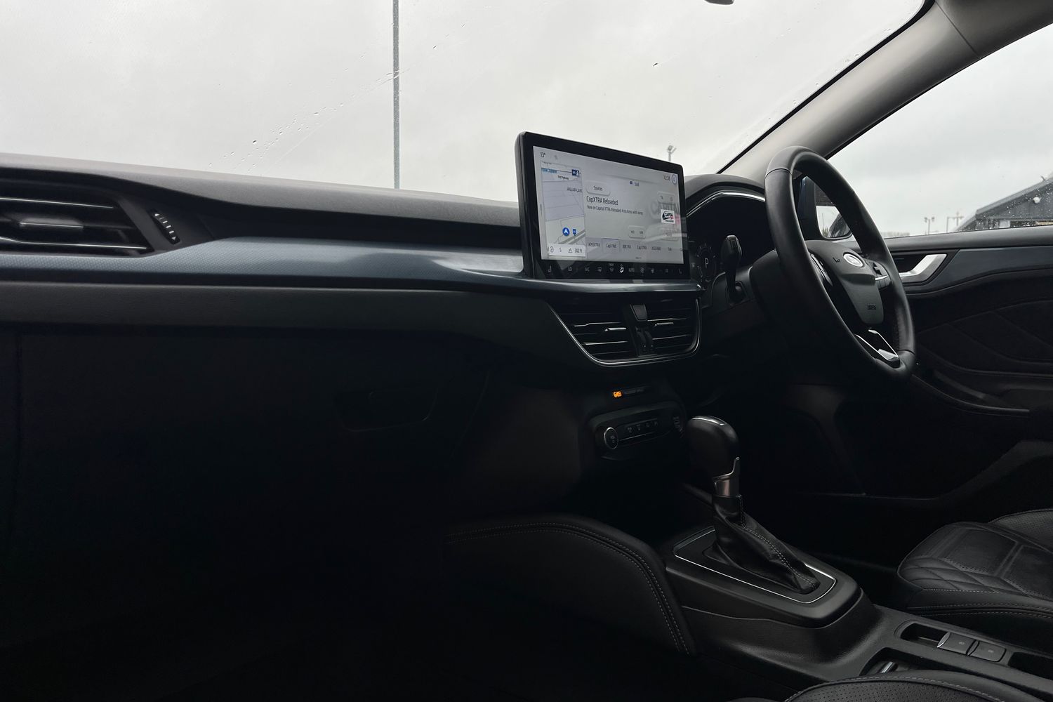 Ford Focus Photo 17