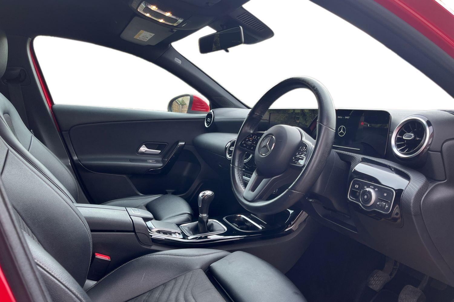 Mercedes-Benz A CLASS Photo 8