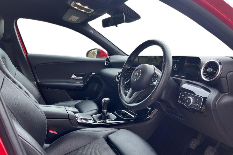 Mercedes-Benz A CLASS Photo autoimg-f740614d4f7349a8ae6d3540e5fb898b5247bf9b.jpg