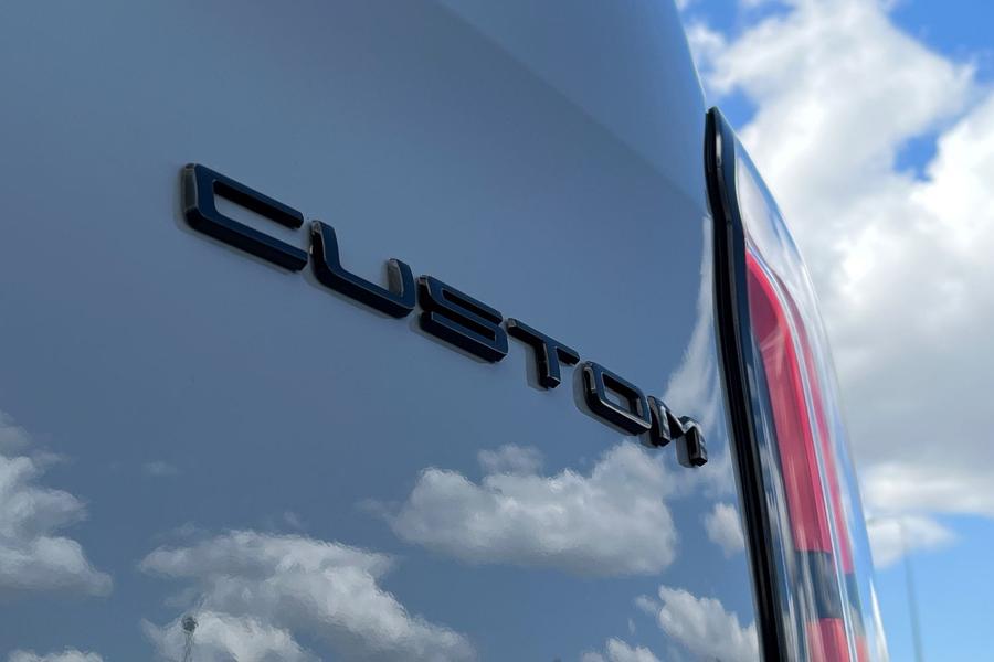 Ford E-TRANSIT CUSTOM Photo autoimg-f740eb47cbdea769880fab8ff7ead8e5466909ac.jpg