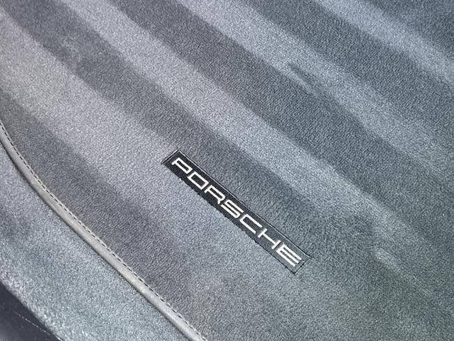 PORSCHE 911 Photo 48