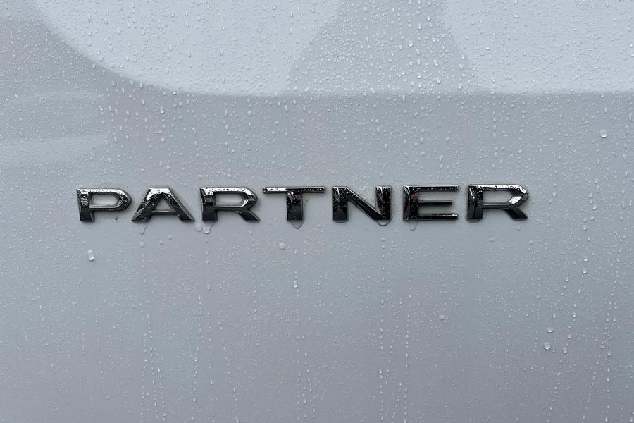 Peugeot PARTNER Photo autoimg-f7427bbbb2fb0268315118ddcfd793e867442086.jpg