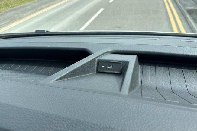 Volkswagen Crafter Photo 39