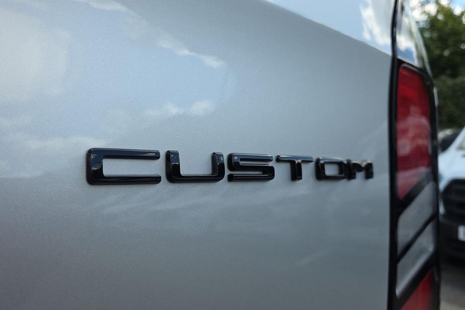 Used FORD TRANSIT CUSTOM KX75GPK 28