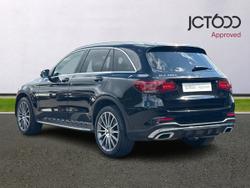 MERCEDES-BENZ GLC Photo 3