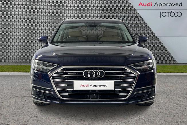 AUDI A8 Photo 8