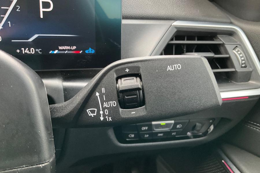 BMW 3 SERIES Photo autoimg-f750714633591f5e6a1df51eda25bade94ea7f97.jpg