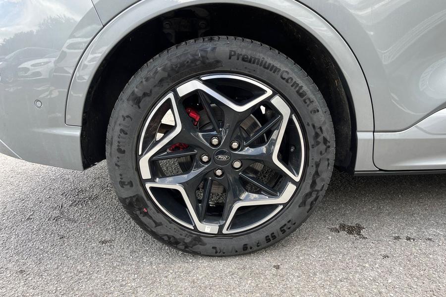 Ford Kuga Photo autoimg-f751622eb84c76e51b7cfc9ff85a195ed7fb19dc.jpg