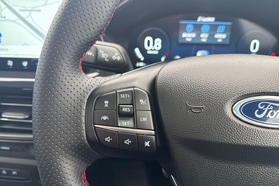 Ford FOCUS Photo autoimg-f755349c8b30a950c70082ea378013bb3675a595.jpg