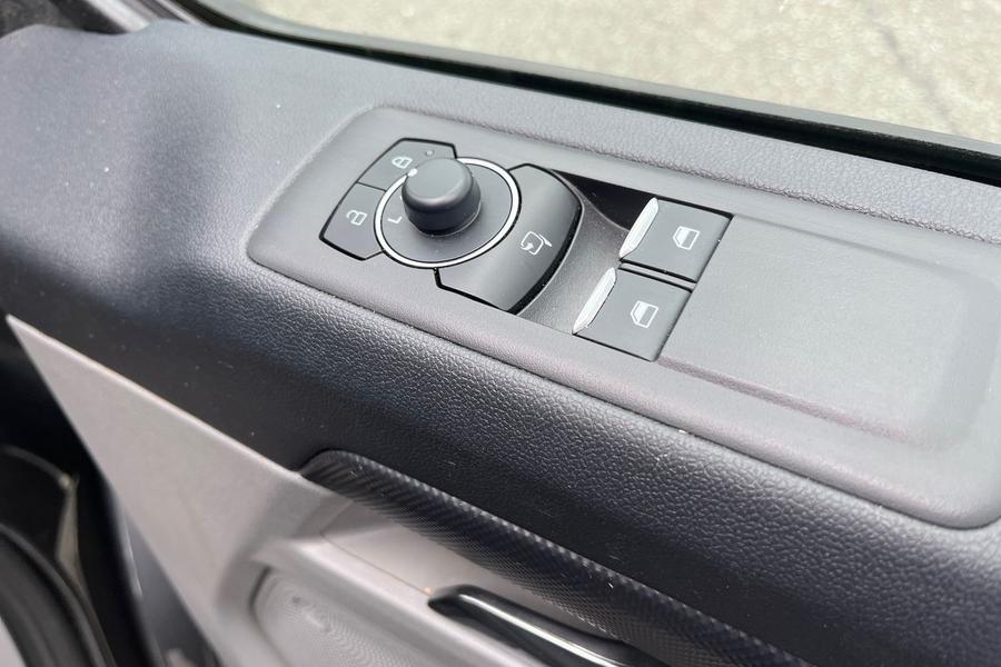Ford TRANSIT CUSTOM Photo autoimg-f755fb1ea7c91a9790a662593601539f0dd31f84.jpg