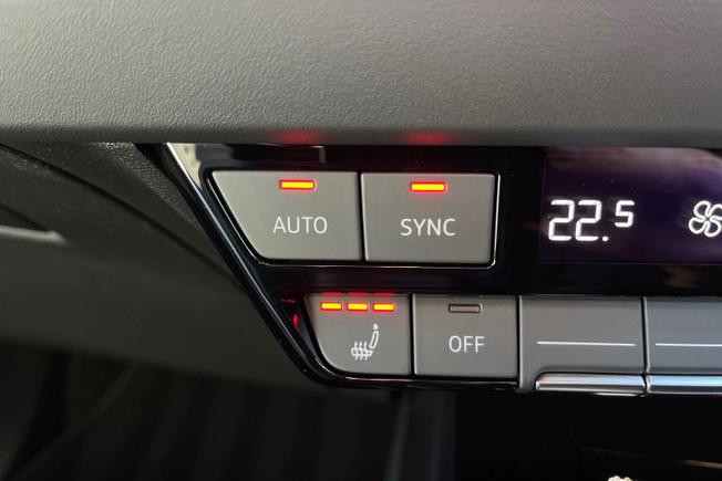 AUDI Q4 E-Tron Photo 22