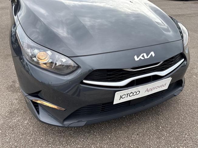 KIA Ceed Photo 31