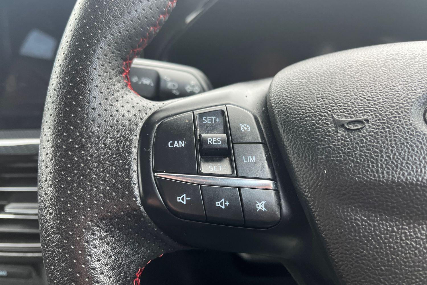 Ford Focus Photo 23