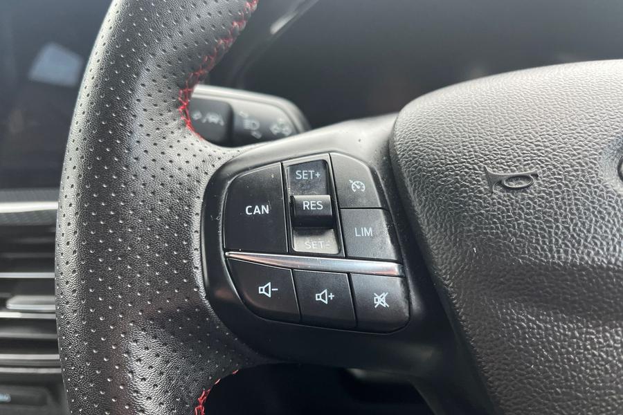Ford Focus Photo autoimg-f765760414983848f293082608fb7724d7da7fc6.jpg
