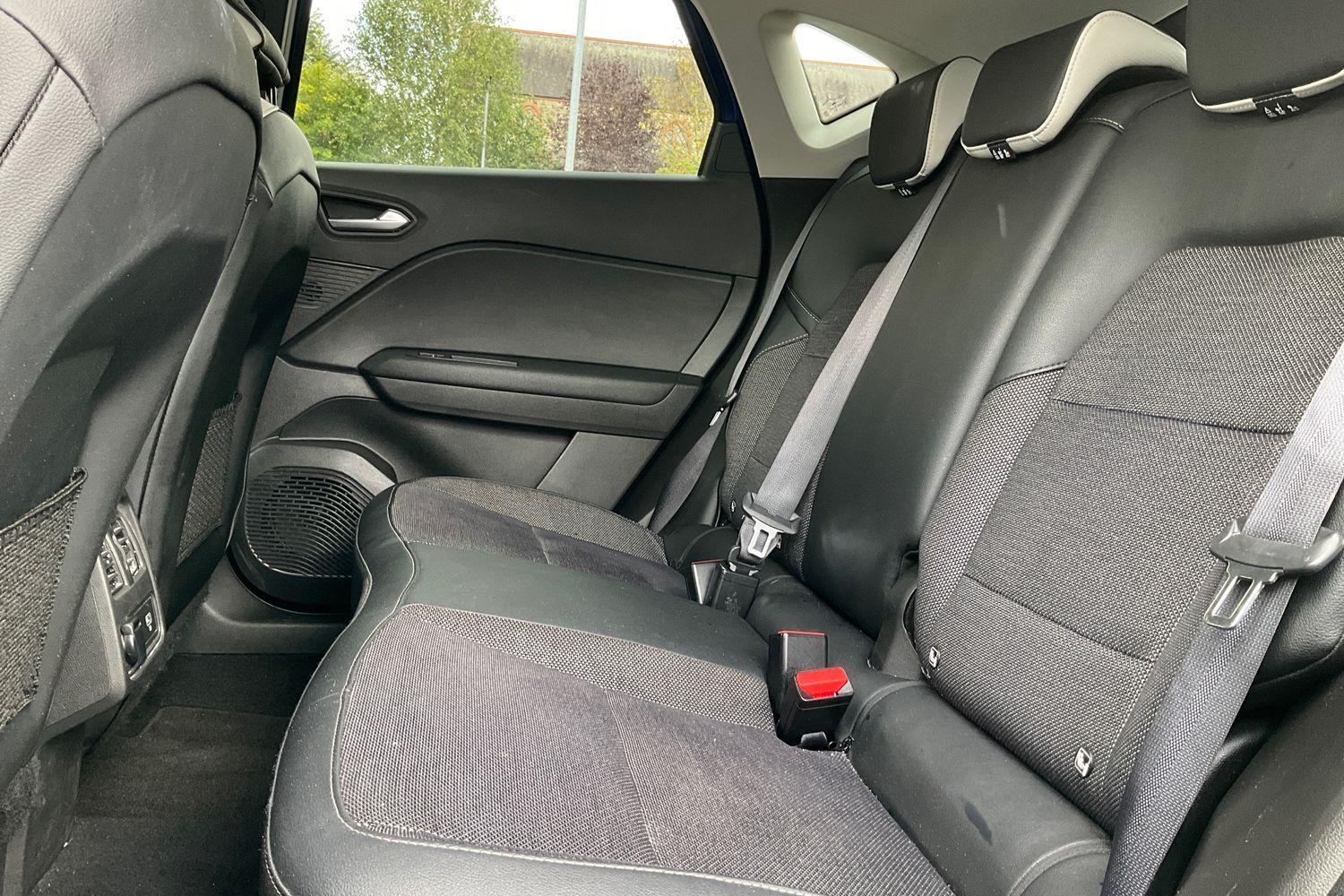 Renault CAPTUR Photo 19