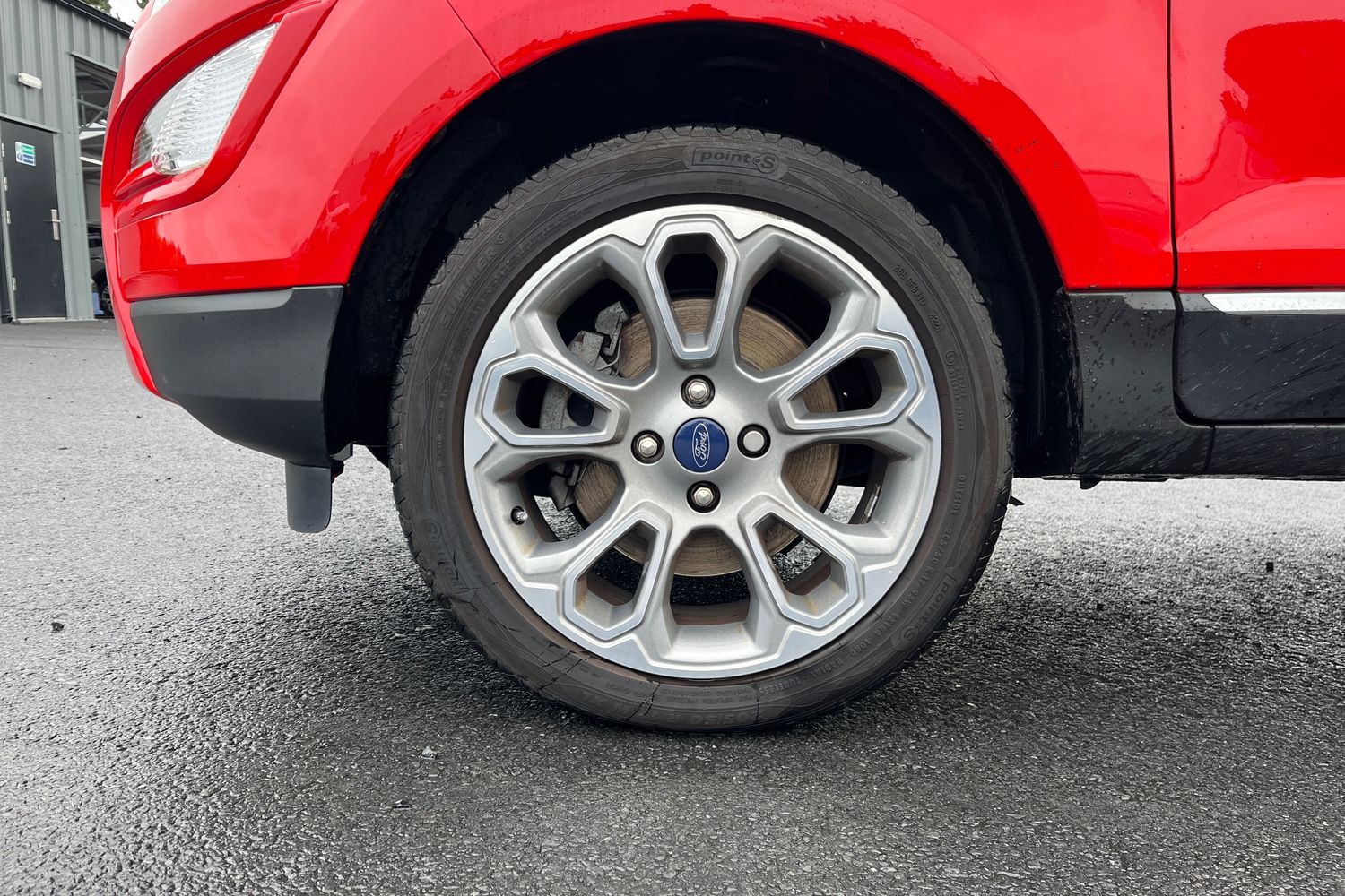 Ford EcoSport Photo 7