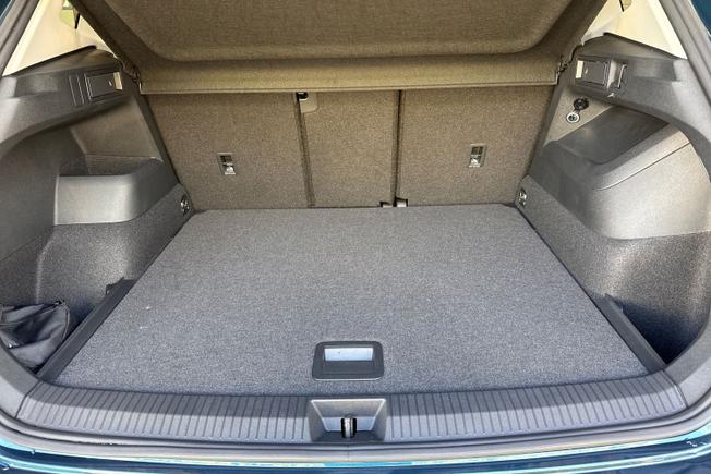 VOLKSWAGEN Tiguan Photo 12