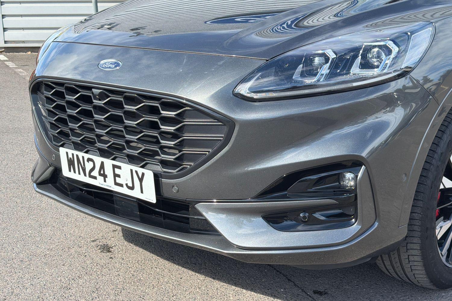 Ford KUGA Photo 31