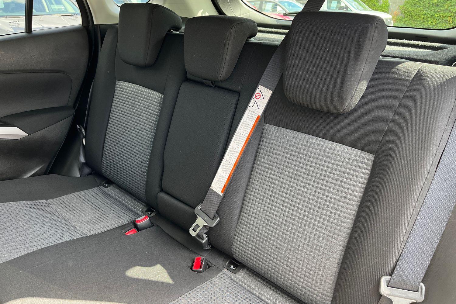 Suzuki S-CROSS Photo 19