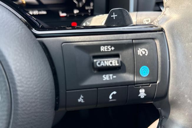NISSAN Qashqai Photo 17