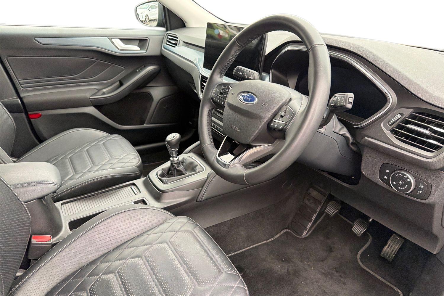 Ford FOCUS Photo 8