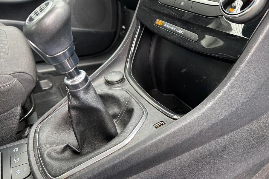 Ford PUMA Photo autoimg-f776625efdcfc5f30b6e676dad5d6c39107f31c5.jpg