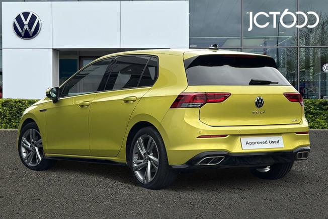 VOLKSWAGEN Golf Photo 3