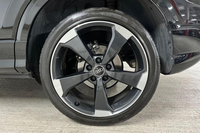 AUDI Q2 Photo 5