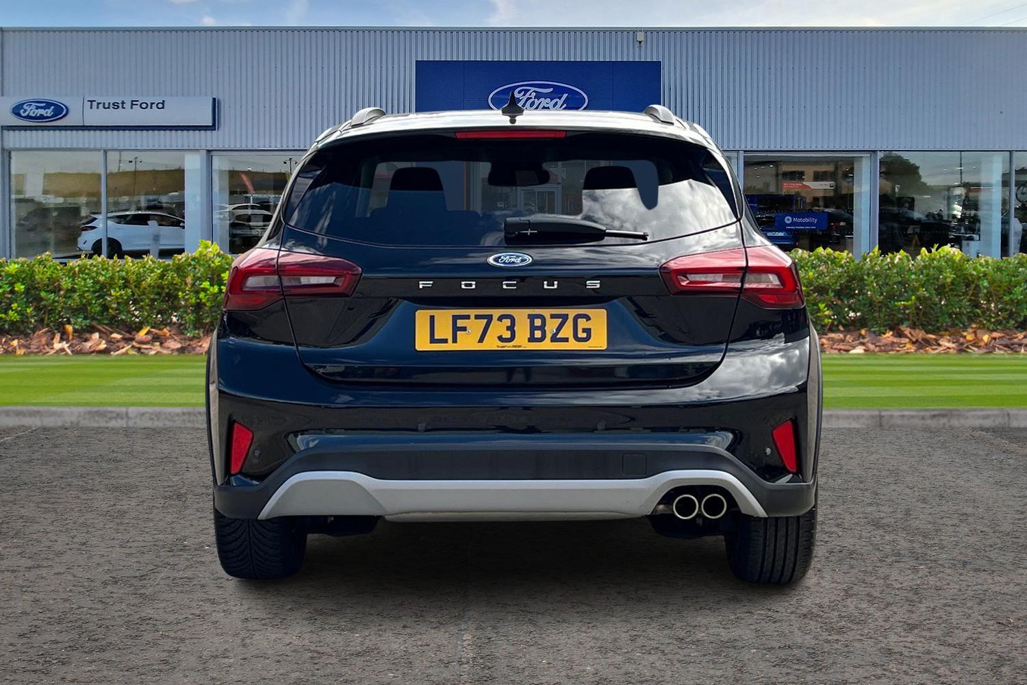 Ford Focus Photo 6