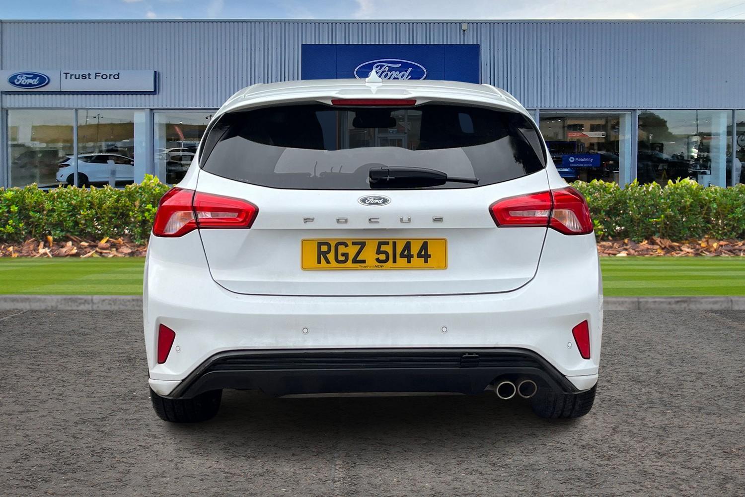 Ford FOCUS Photo 6
