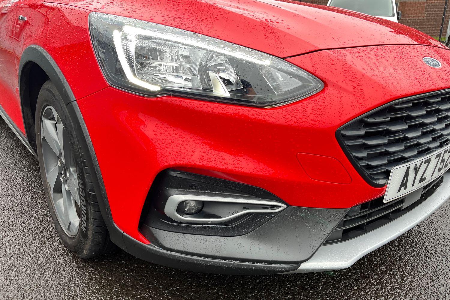 Ford FOCUS Photo 39
