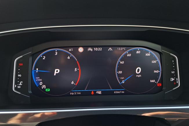 VOLKSWAGEN Tiguan Photo 15