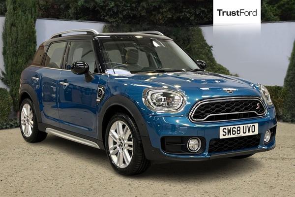 Used MINI COUNTRYMAN SW68UVO